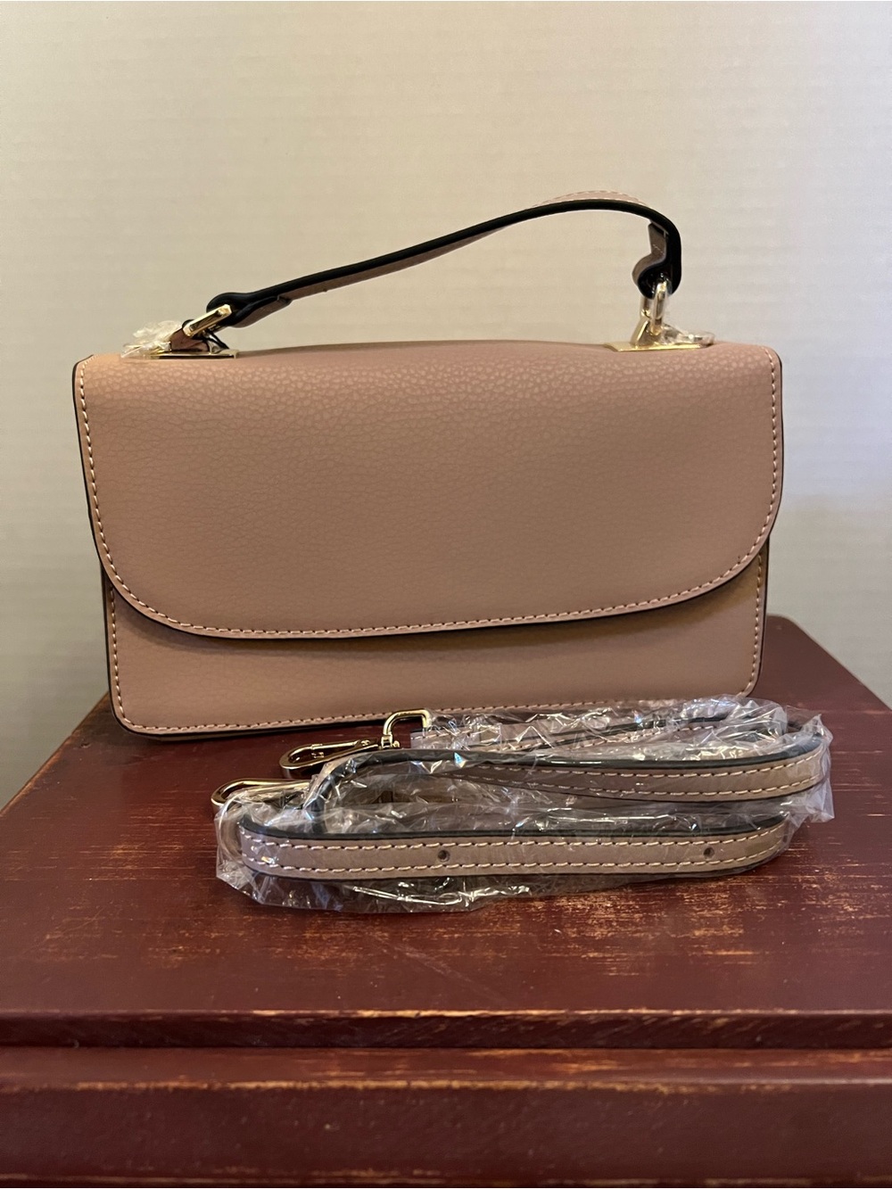 Women's Pebbled Leather Crossbody Bag in Warm Tan